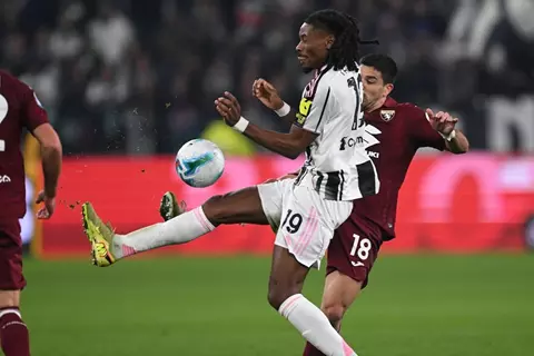 يوفنتوس يفشل في التأهل لدوري أبطال أوروبا بتعادل مخيب أمام تورينو